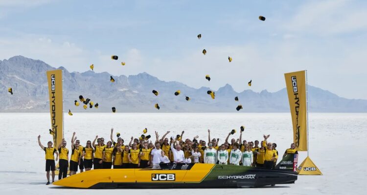 JCB Breaks World Land Speed Record with Hydrogen-Powered Hydromax